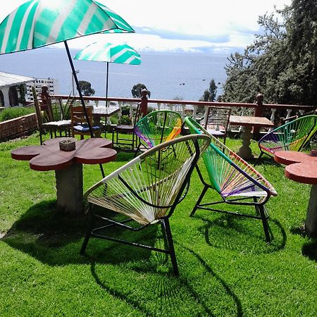 Hostal Sol Y Lago Копакабана Екстер'єр фото