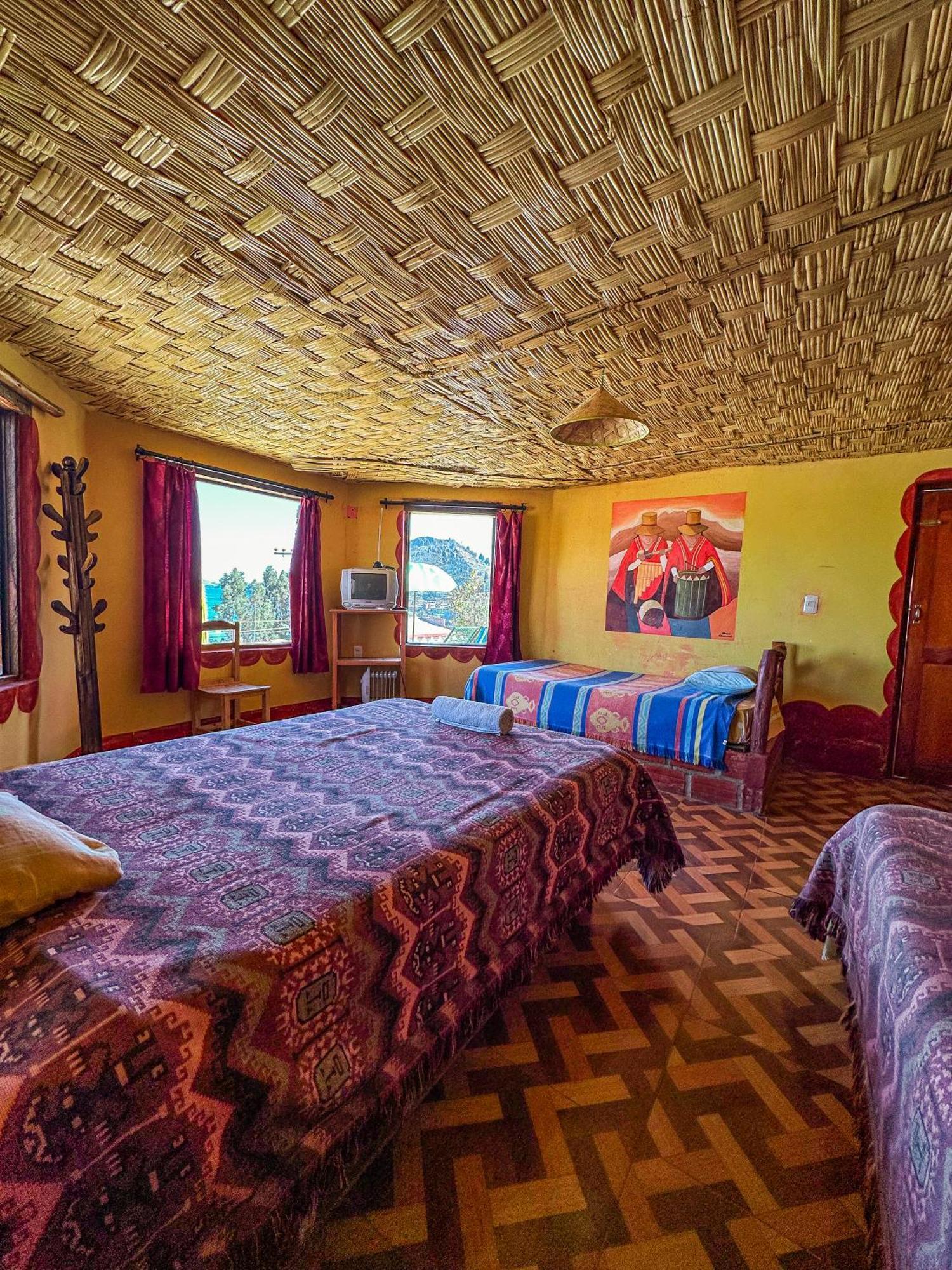Hostal Sol Y Lago Копакабана Екстер'єр фото